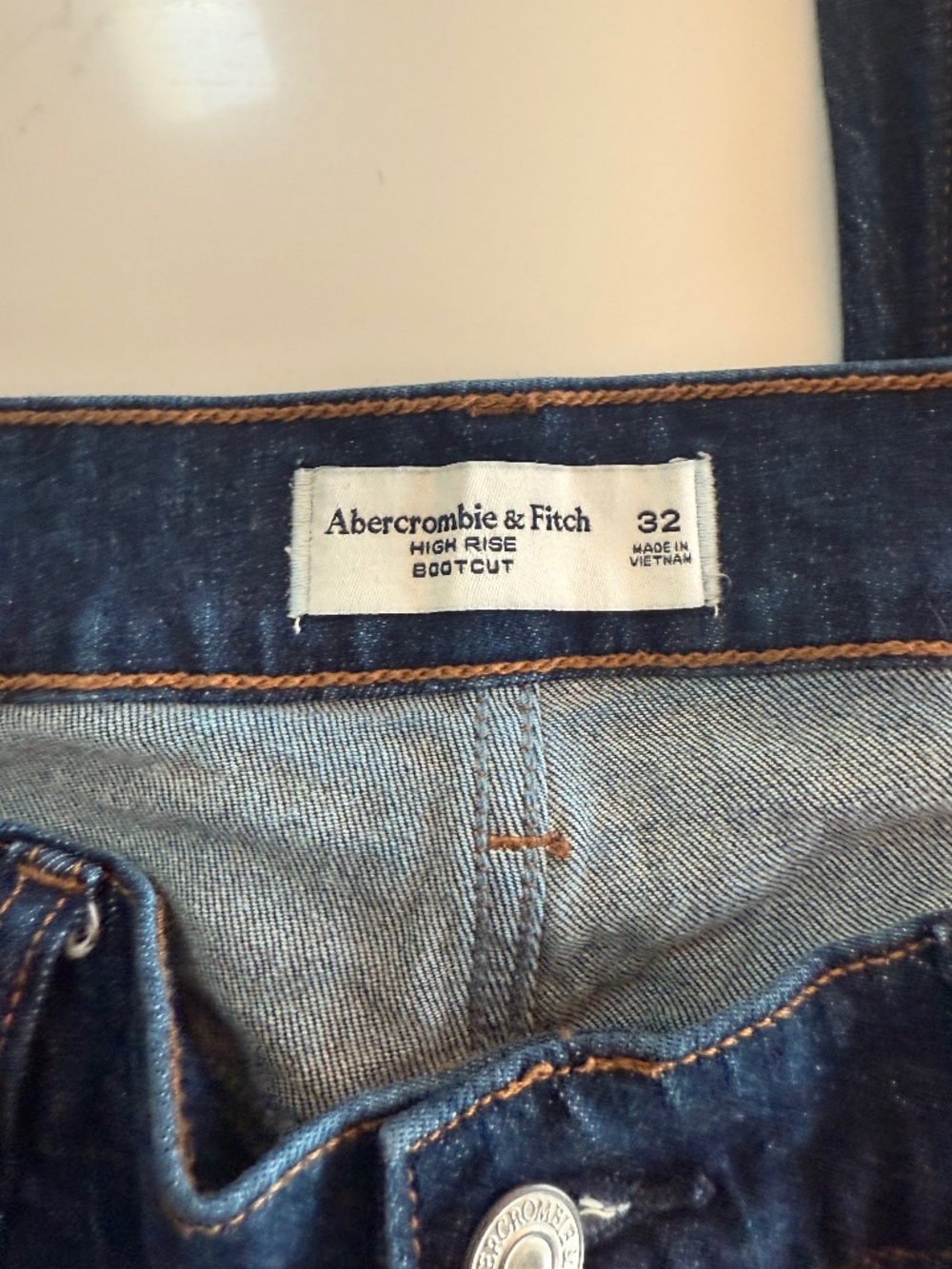 Abercrombie high-rise boot cut size 32